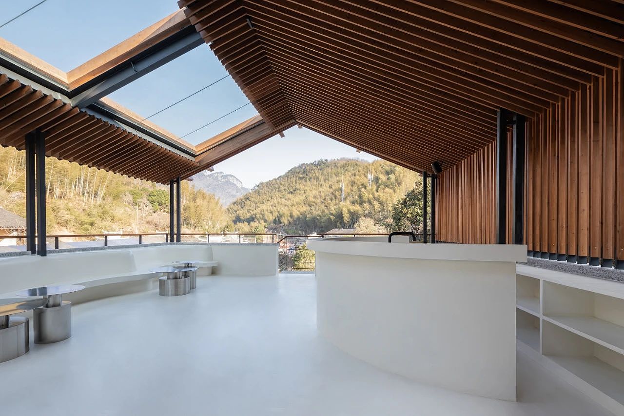 村口发电站改造的小酒吧,传统材料留住江南古村记忆!