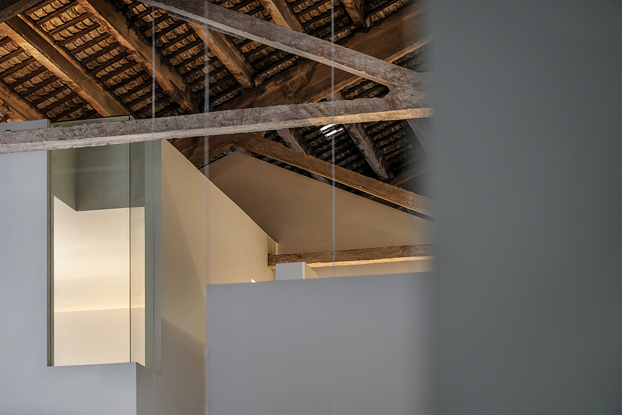 LEW丨厂房改造丨卫浴美学空间（图ZMzAwMjgxNzY4） - 商业空间设计 - 站酷设计师里与外创意原创素材 - 站酷ZCOOL