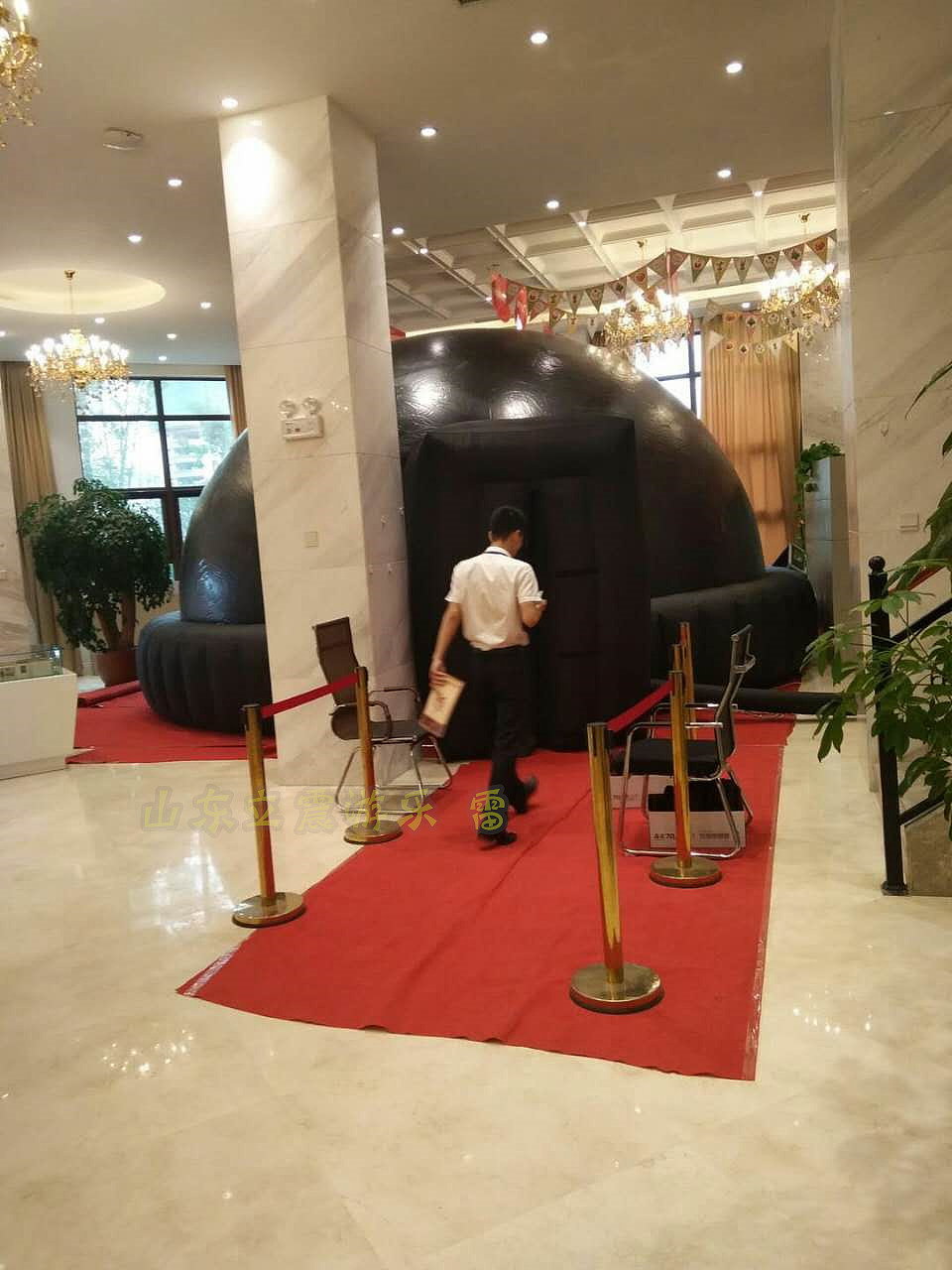 焦作市景区娱乐暖场道具充气式球幕影院出租，出售