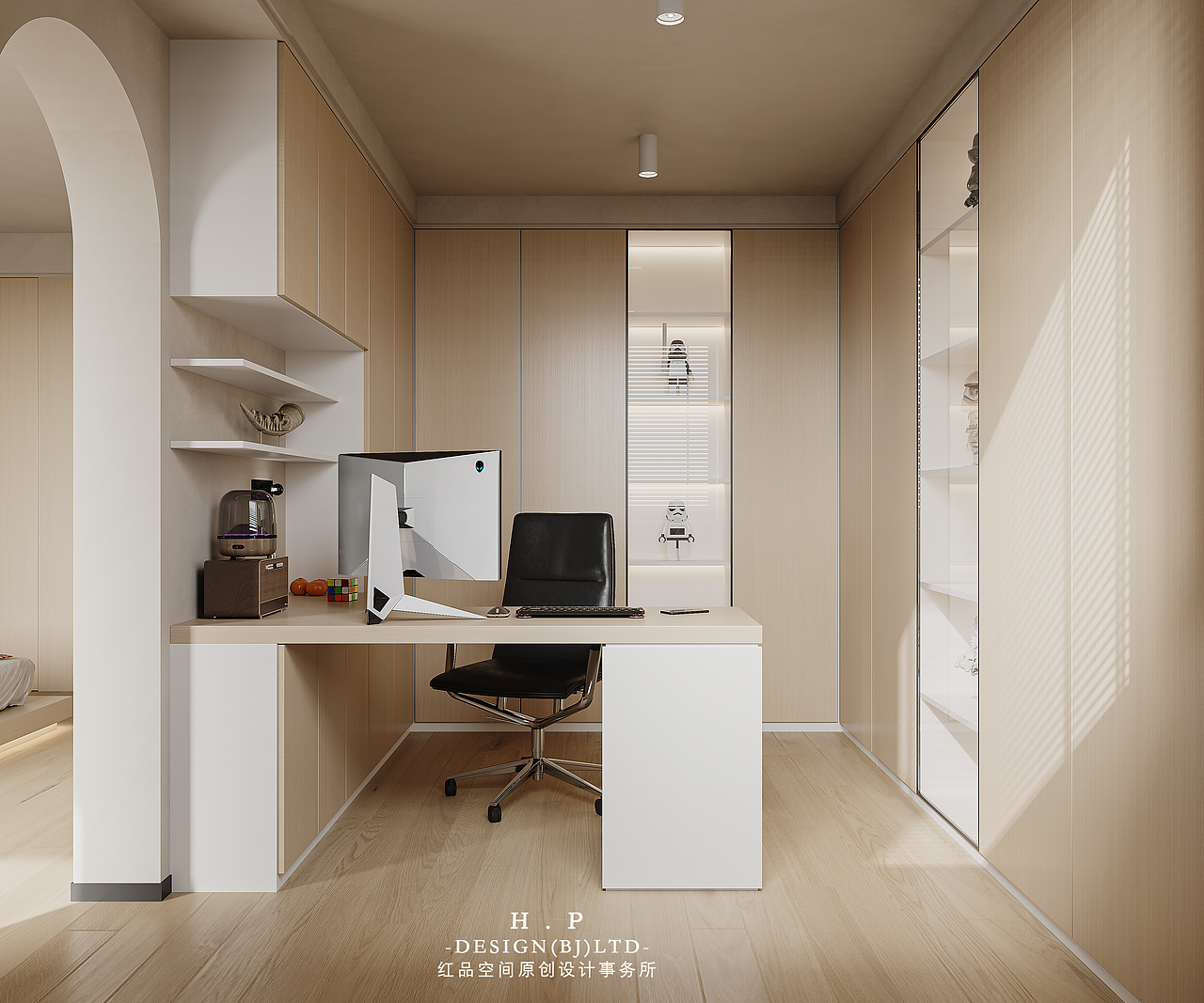 衣帽间:
<br>U字形衣帽间,加入玻璃门柜门的点缀,更显精致,暖光灯带内嵌,高级又温馨,满足女主的衣物收纳需求;由于剪辑对光线的亮度有一定的要求,于是将办公区设计在衣帽间,为男主剪辑提供舒适安静的氛围。