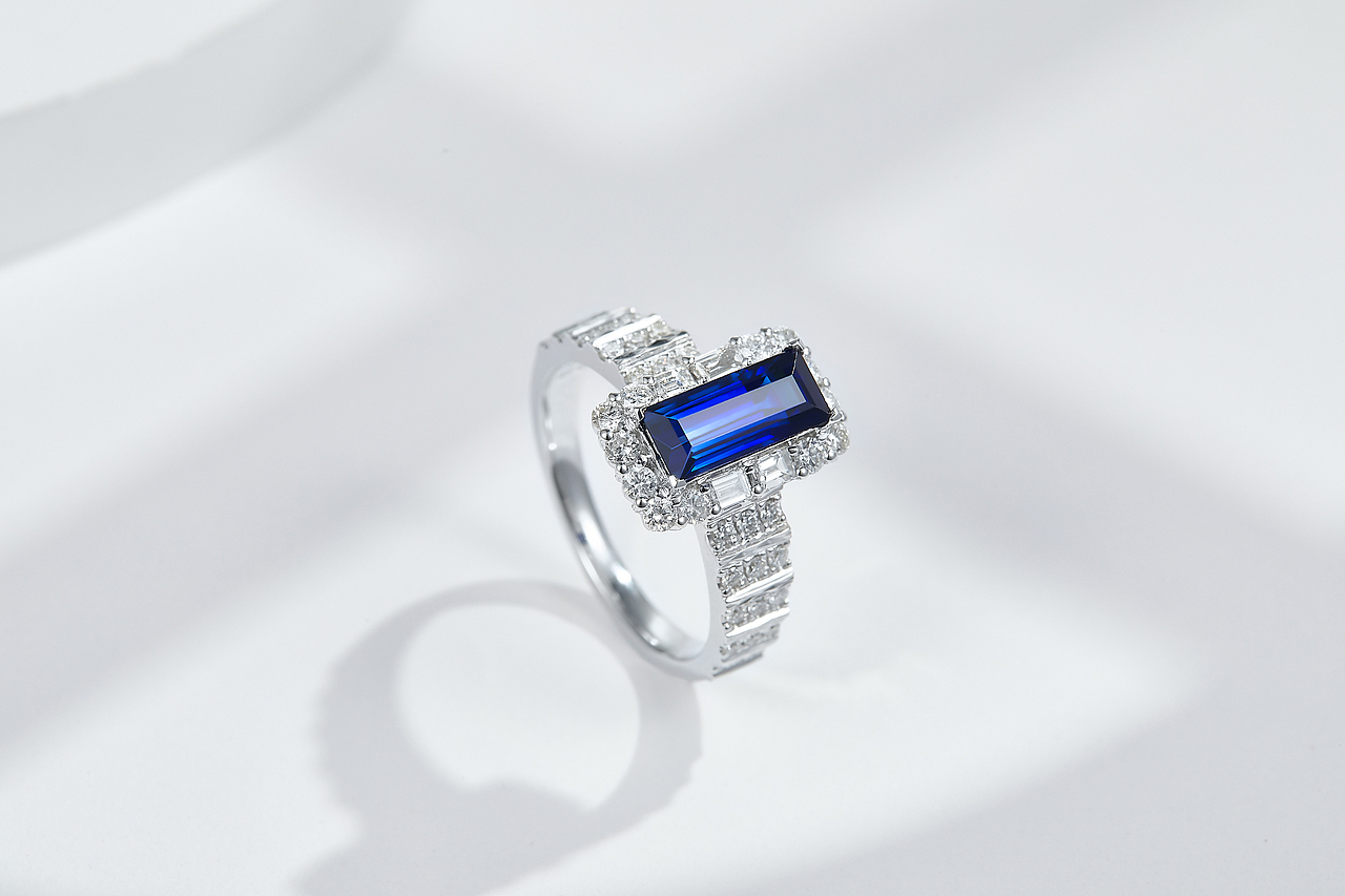 白色十字光效场景