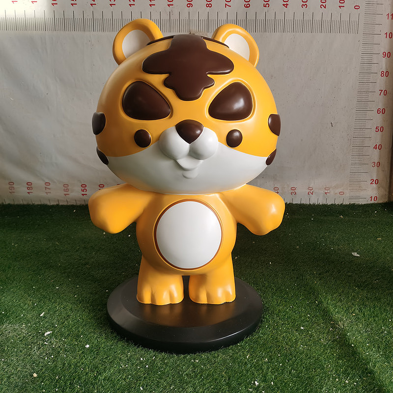 商场完美展示艺术美陈玻璃钢老虎卡通雕塑形象IP吉祥物