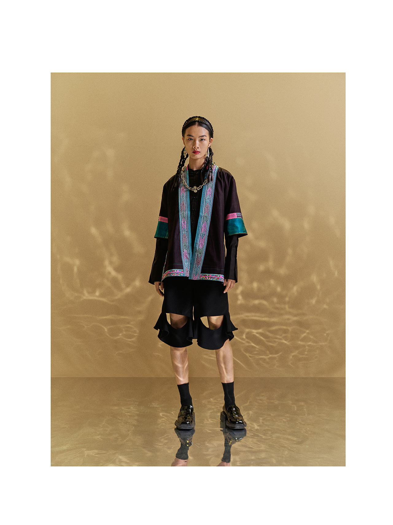 深圳服装拍摄｜THINKSUN形尚 | LAN（图ZMzIwMjQwNjE2） - 人像摄影 - 站酷设计师Thinksun形尚摄影原创素材 - 站酷ZCOOL