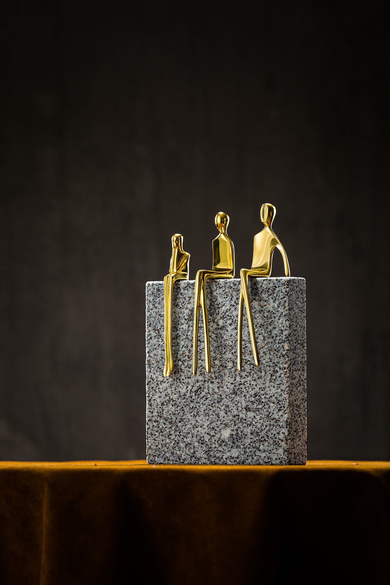 《千禧年的爱》| 抽象摆件 | 黄铜 | 工艺品 | 装饰品