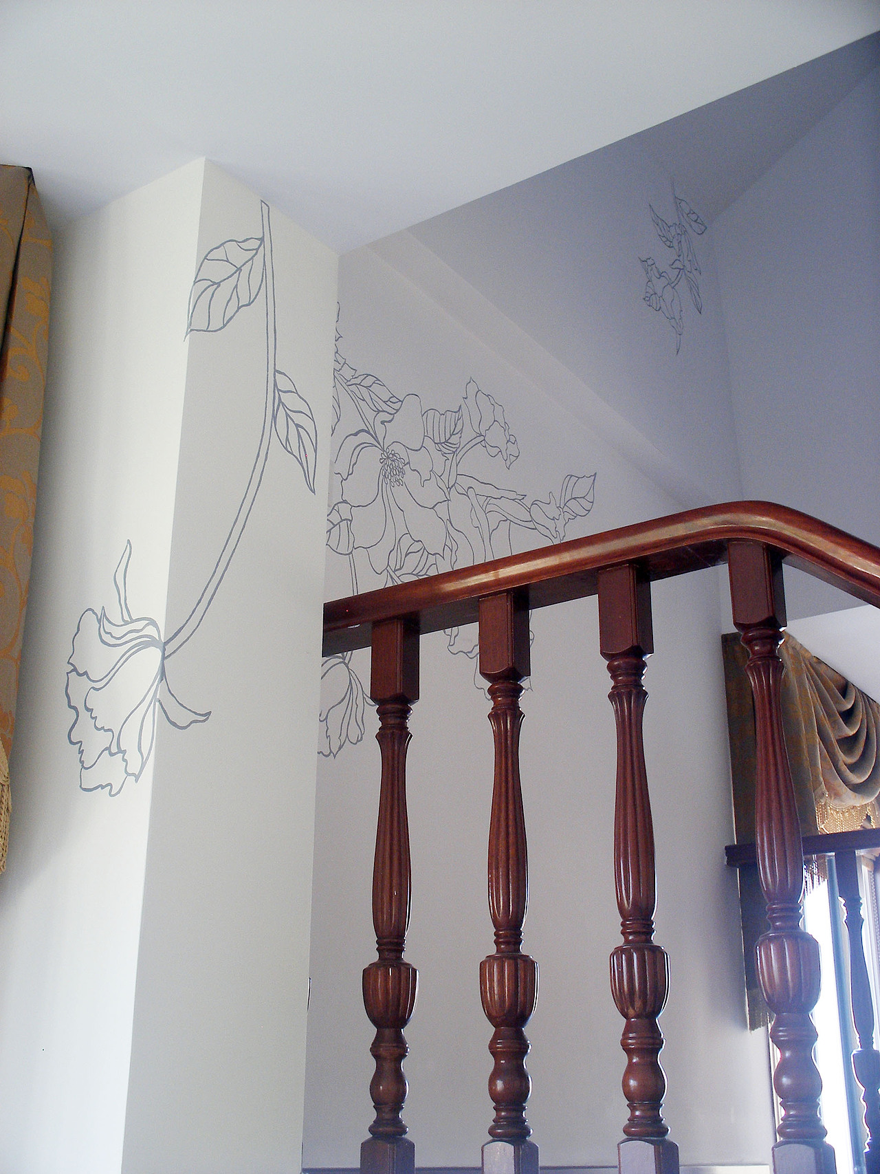 家庭墙绘(家装美化空间的一种艺术手绘形式)