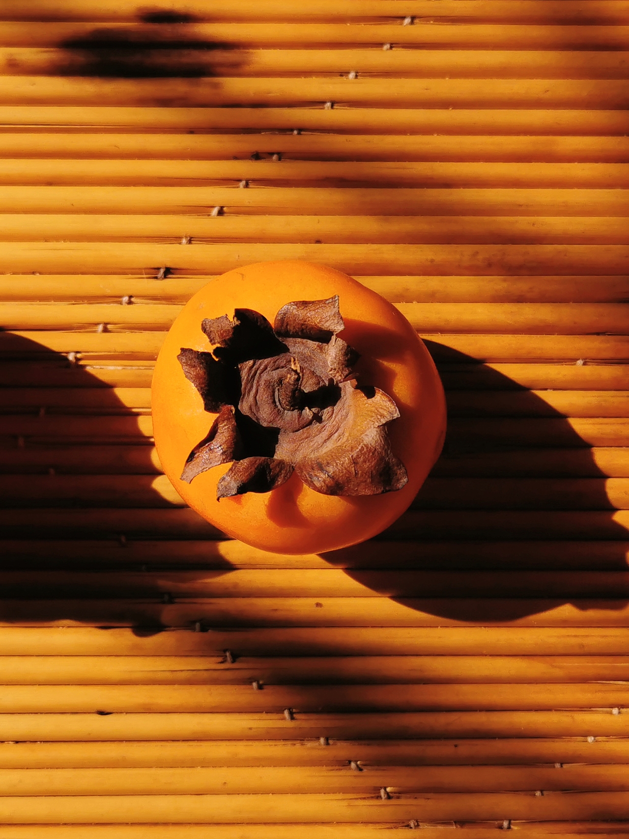 当午后的阳光遇到秋天的红柿（图ZMzE4MDk3MTI4） - 美食摄影 - 站酷设计师像风一样自由的原创素材 - 站酷ZCOOL