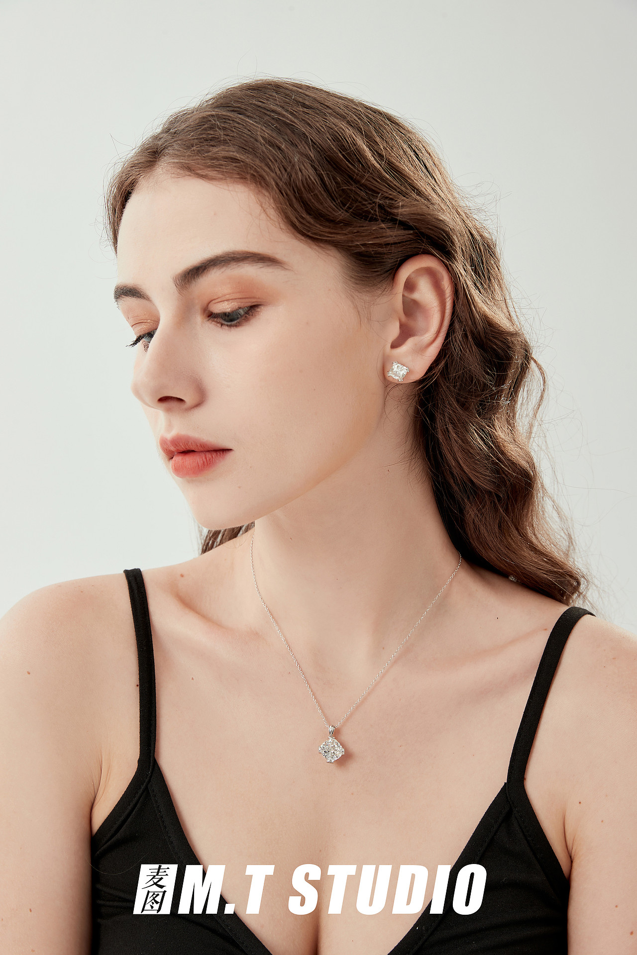 产品摄影 珠宝饰品首饰银饰外模拍照 女外模饰品拍摄