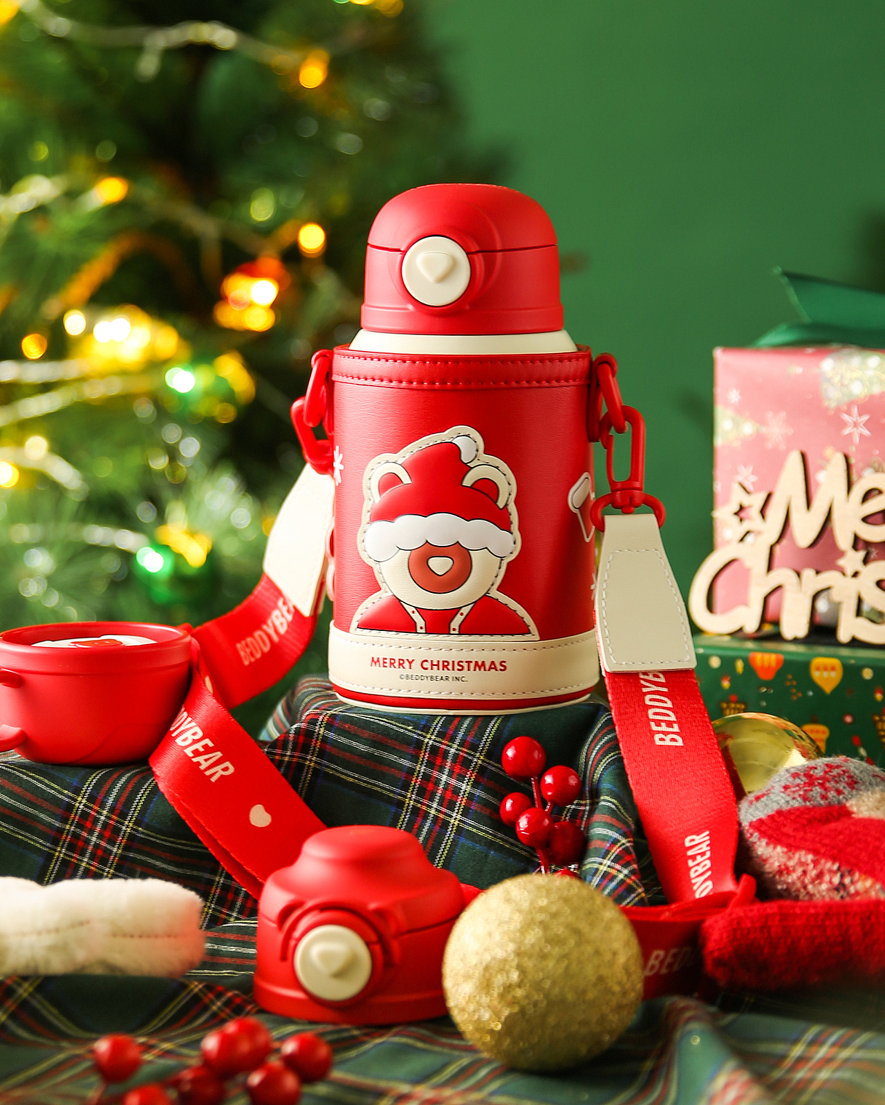 圣诞保温杯（图ZMzI0NzgyODQw） - 产品摄影 - 站酷设计师预览摄影阿毛原创素材 - 站酷ZCOOL