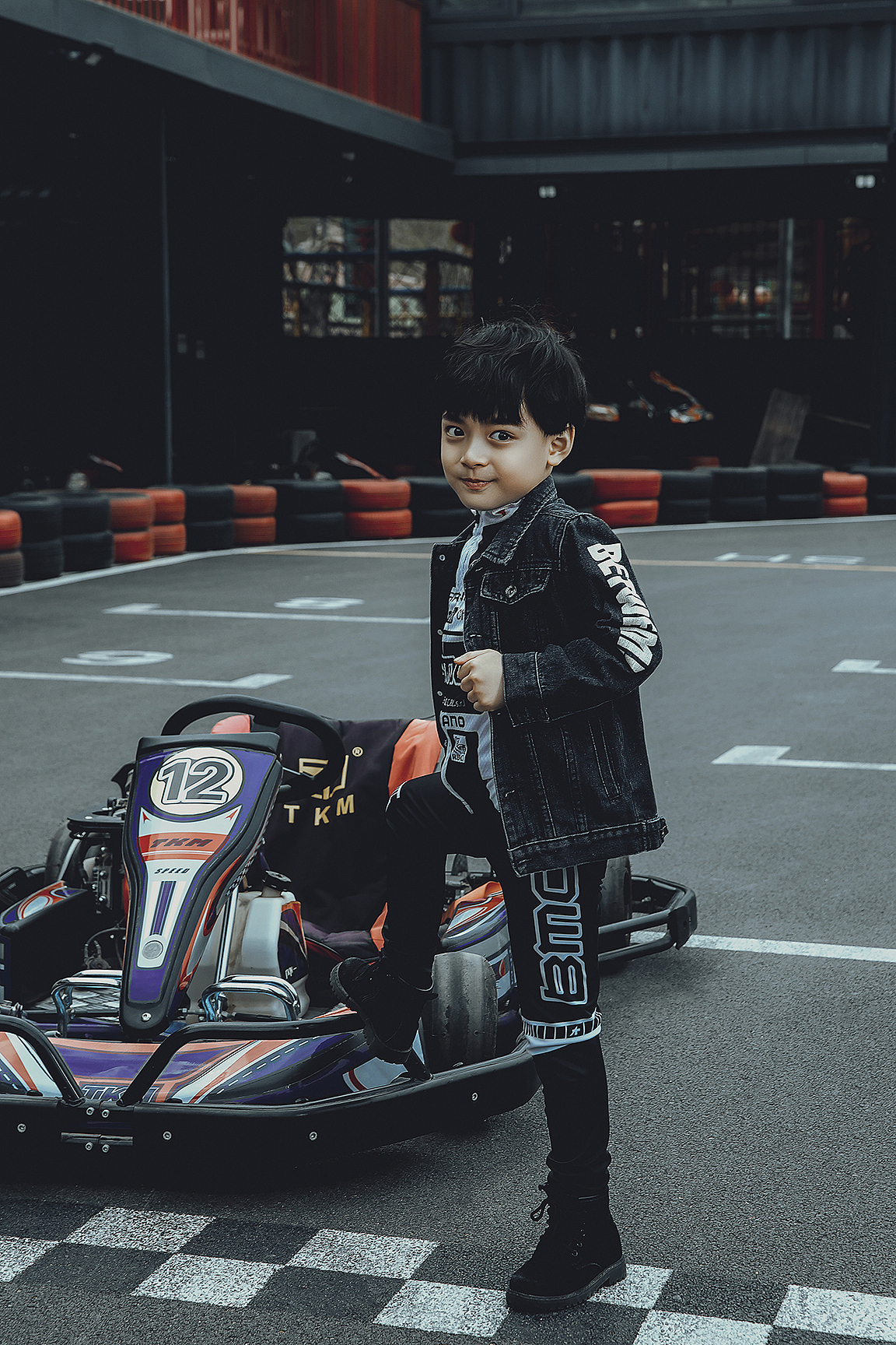 卡丁车《男孩》（图ZMzY1MTk1MTM2） - 人像摄影 - 站酷设计师Desbelle旅拍原创素材 - 站酷ZCOOL