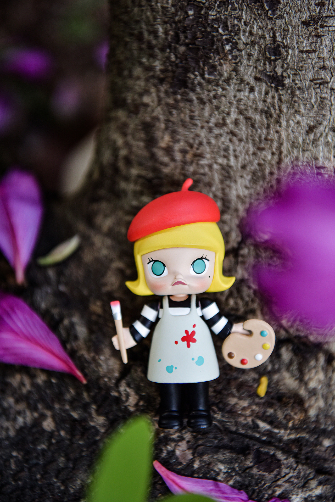 穿条纹T恤的小伙伴们