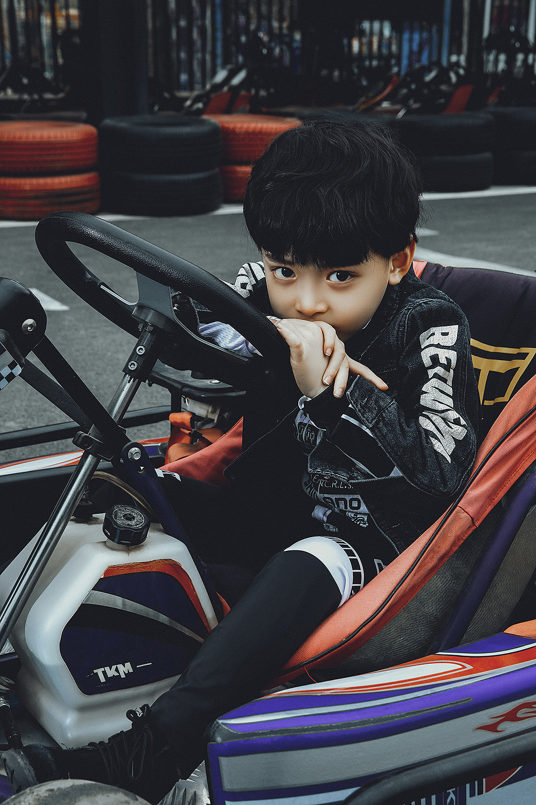 卡丁车《男孩》（图ZMzY1MTk1MTI4） - 人像摄影 - 站酷设计师Desbelle旅拍原创素材 - 站酷ZCOOL
