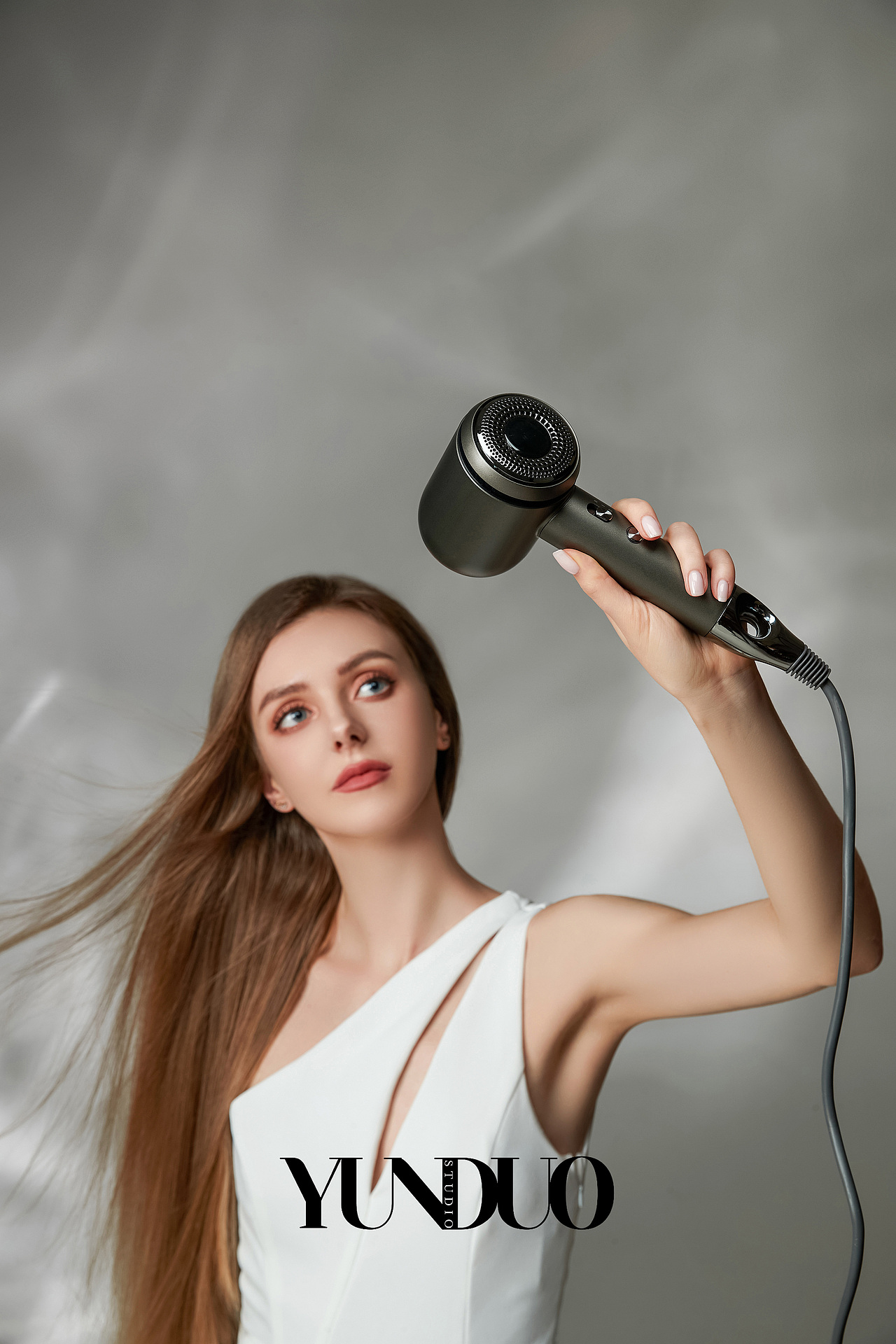 MAC 直发器 吹风机外贸形象图拍摄（图ZMzIyMzYxMTg4） - 产品摄影 - 站酷设计师陨朵商拍刘大奇原创素材 - 站酷ZCOOL
