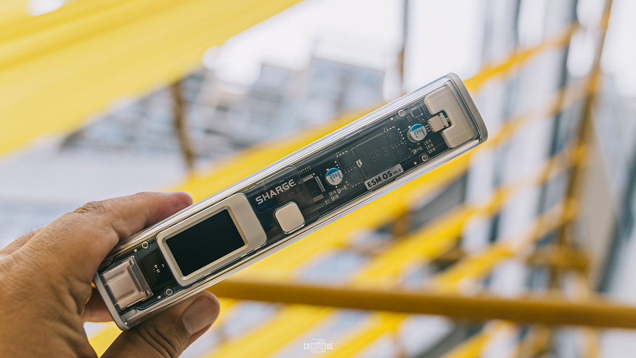 产品 | SHARGE 130W 超级移动电源银翼探索版开箱拍