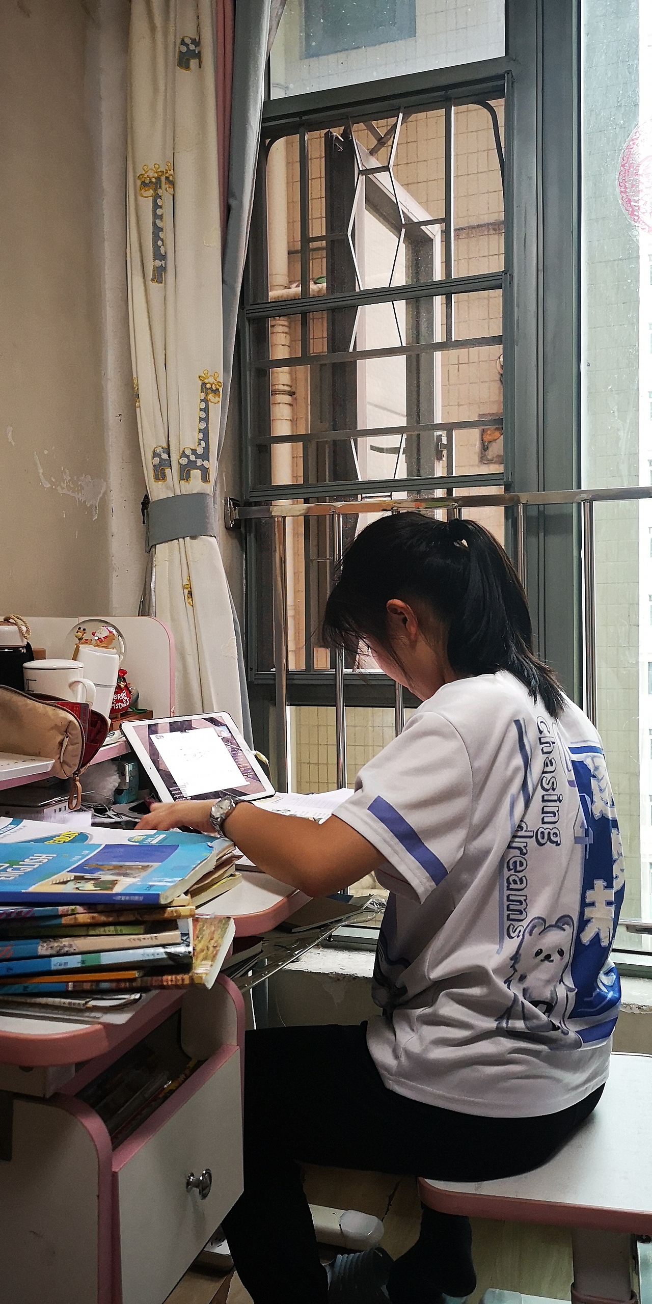 “宅学日记”-同心战疫，记录初二四班这段宅学时光（图ZMzIzOTA4NDY0） - 其他 - 站酷设计师天外初二四班原创素材 - 站酷ZCOOL