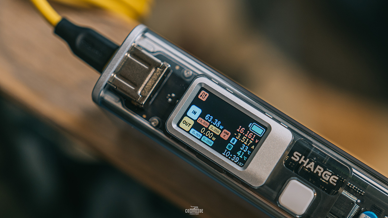 产品 | SHARGE 130W 超级移动电源银翼探索版开箱拍