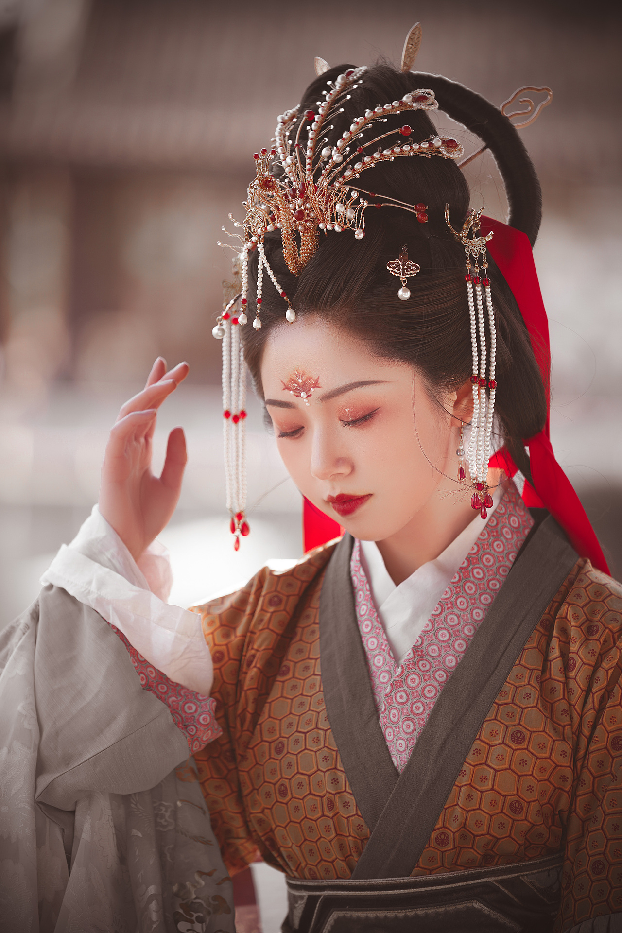 汉服写真丨唐制（图ZMzMwMjU3MTY4） - 人像摄影 - 站酷设计师涛弟o原创素材 - 站酷ZCOOL