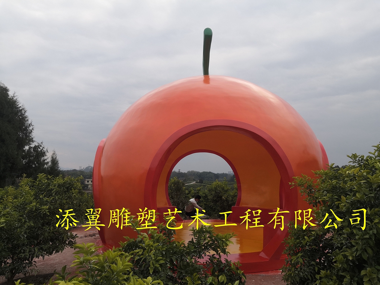 阳光下的味道,玻璃钢蜜橙造型屋雕塑不只是甜一点