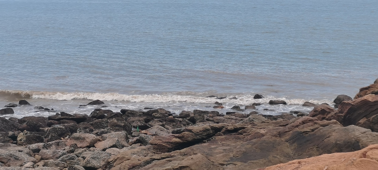 日 与月 与云 与草 与林 与山海 还有花