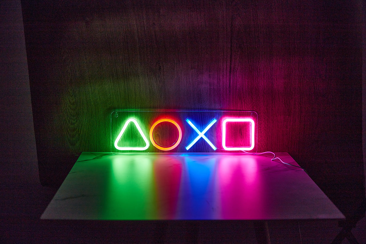 外星人亚克力灯板产品拍摄