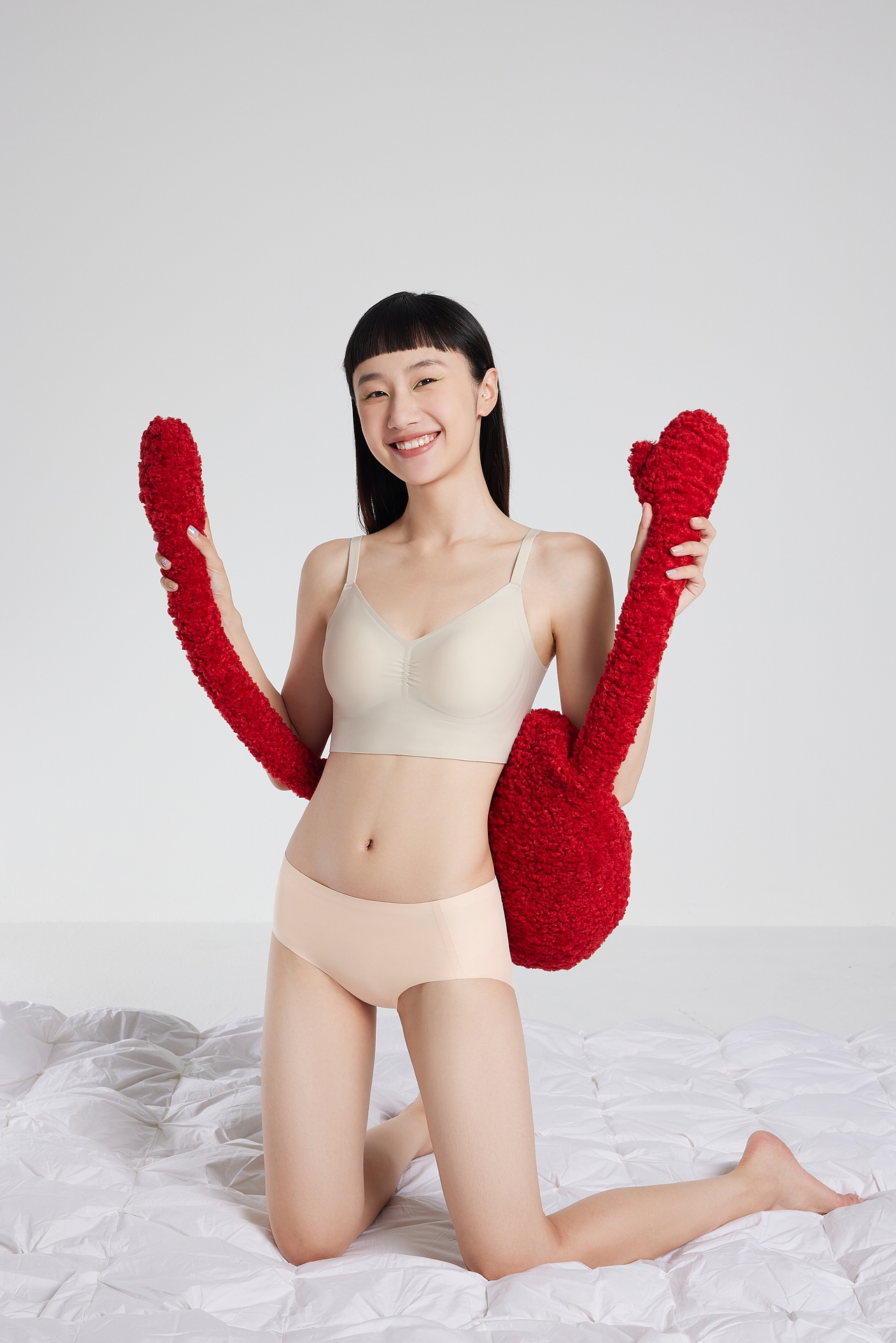 UUZ内衣拍摄（图ZMzI0OTYwNTgw） - 人像摄影 - 站酷设计师浣星传媒原创素材 - 站酷ZCOOL