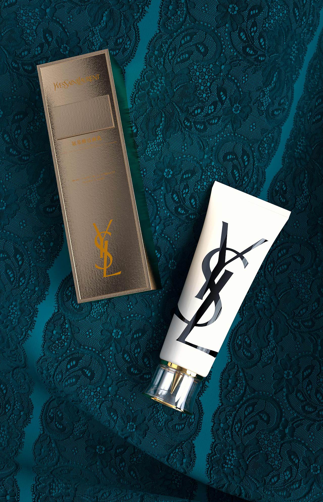 圣罗兰化妆品洗面奶建模场景搭建