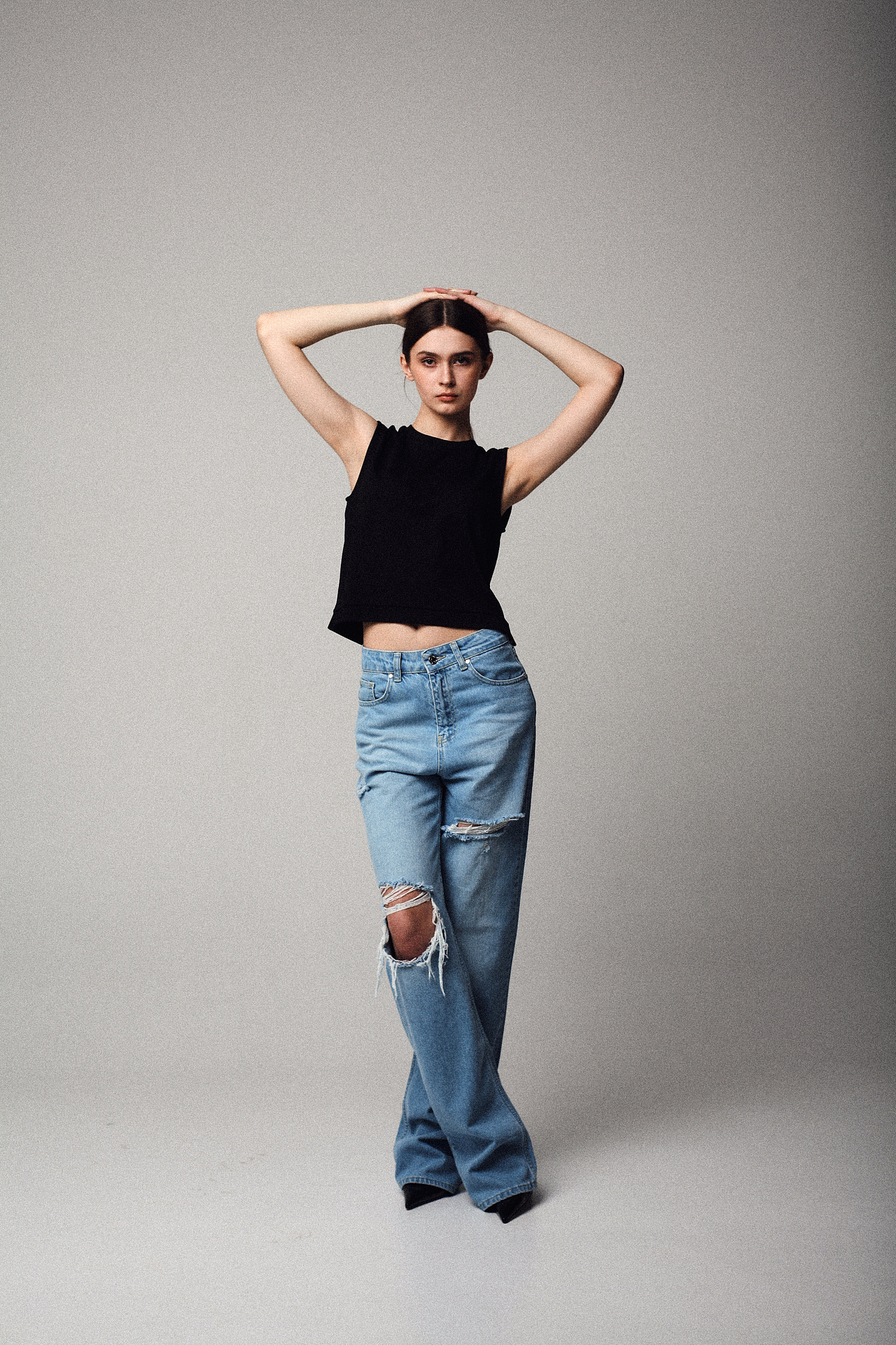 外国模特 服装女模 成衣拍摄女模 潮牌女外模 潮牌服装（图ZMzU4NTI4OTY0） - 人像摄影 - 站酷设计师星辰模特经纪原创素材 - 站酷ZCOOL