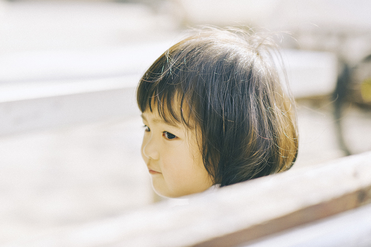 左手童年，右手春天（图ZMzY1Mjk3MzQ4） - 人像摄影 - 站酷设计师刘豌豆豆豆小姐原创素材 - 站酷ZCOOL