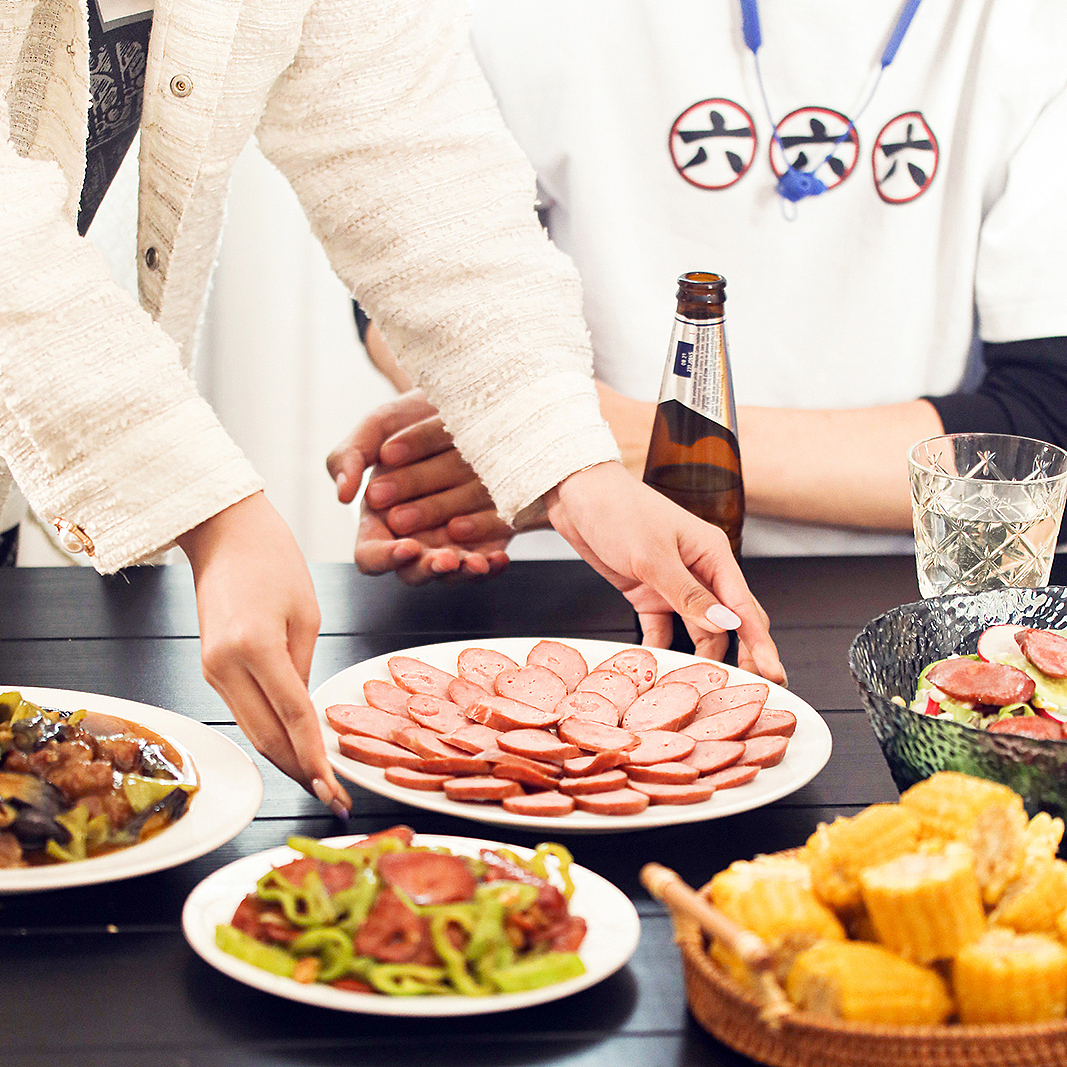 哈尔滨红肠包装设计 X 张晓宁（图ZMzIzOTA3Njk2） - 包装 - 站酷设计师张晓宁原创素材 - 站酷ZCOOL