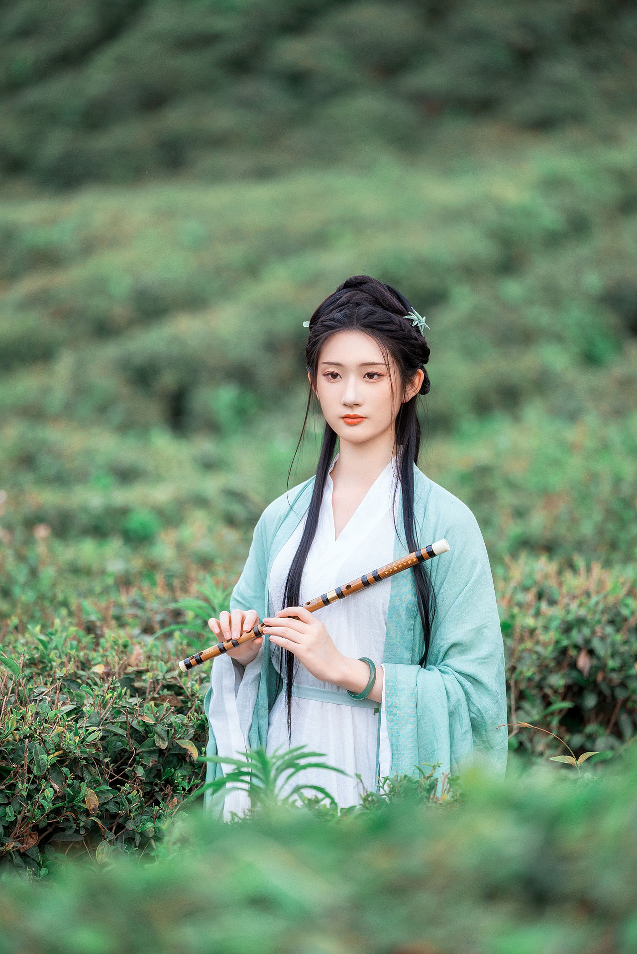 茶园漫步（图ZMzEwMDcyMjY0） - 人像摄影 - 站酷设计师糊涂仙人LEO原创素材 - 站酷ZCOOL