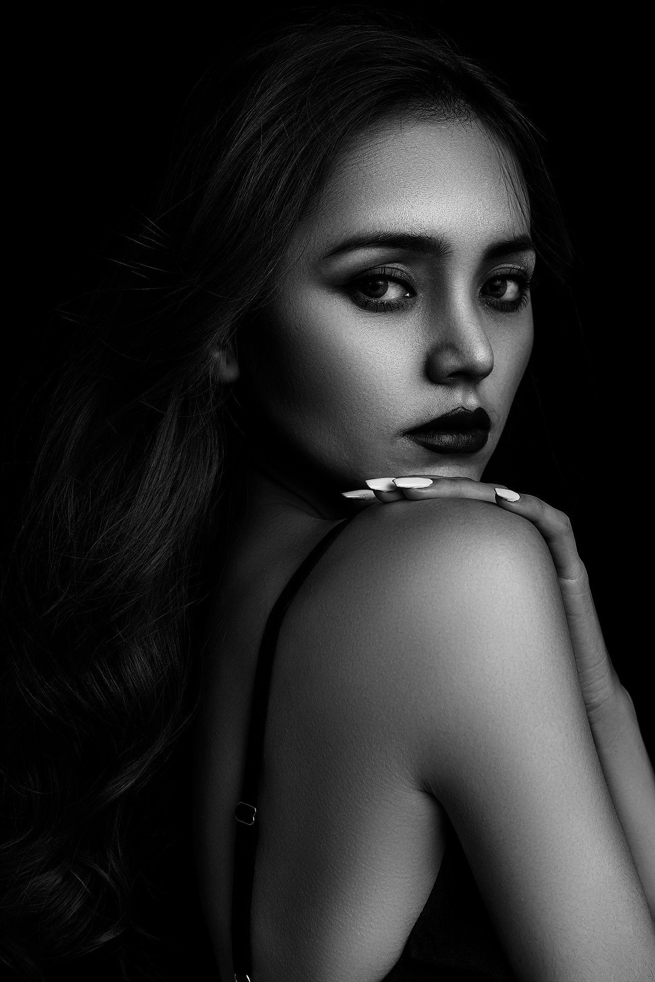 20220831人像精修（图ZMzE0MjY1NTE2） - 修图/后期 - 站酷设计师ZSS摄影师原创素材 - 站酷ZCOOL