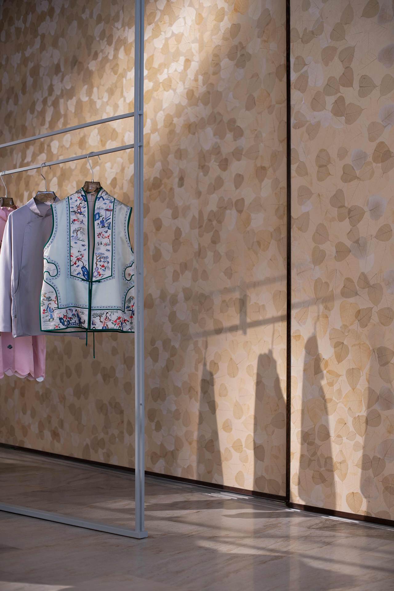 空间摄影｜广州海丝服装展厅（图ZMzIzNzA3OTU2） - 环境/建筑摄影 - 站酷设计师双呀双原创素材 - 站酷ZCOOL