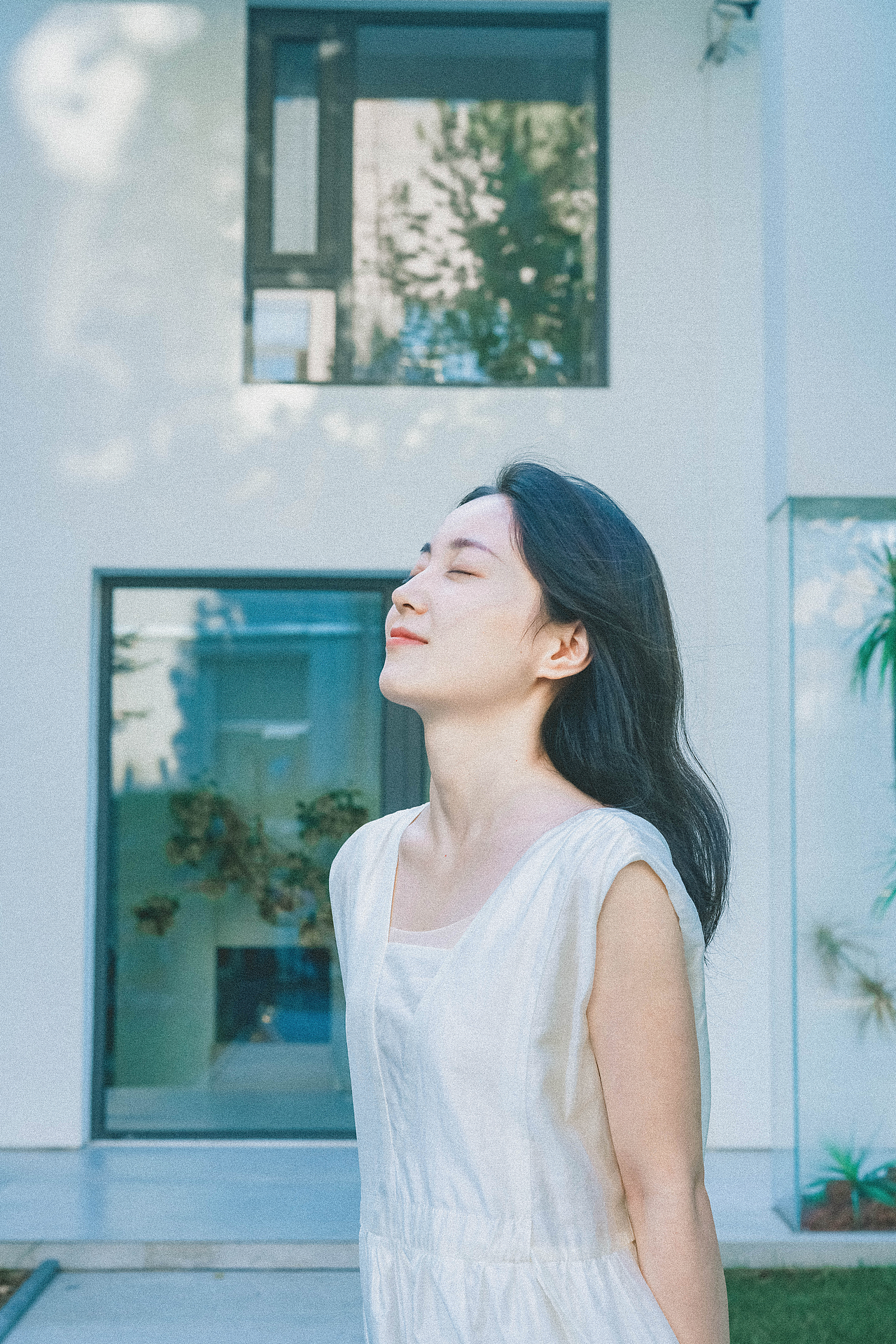 和夏天告別 與秋天相擁（圖ZMzExOTg1NDU2） - 人像攝影 - 站酷設(shè)計(jì)師房子_房子原創(chuàng)素材 - 站酷ZCOOL