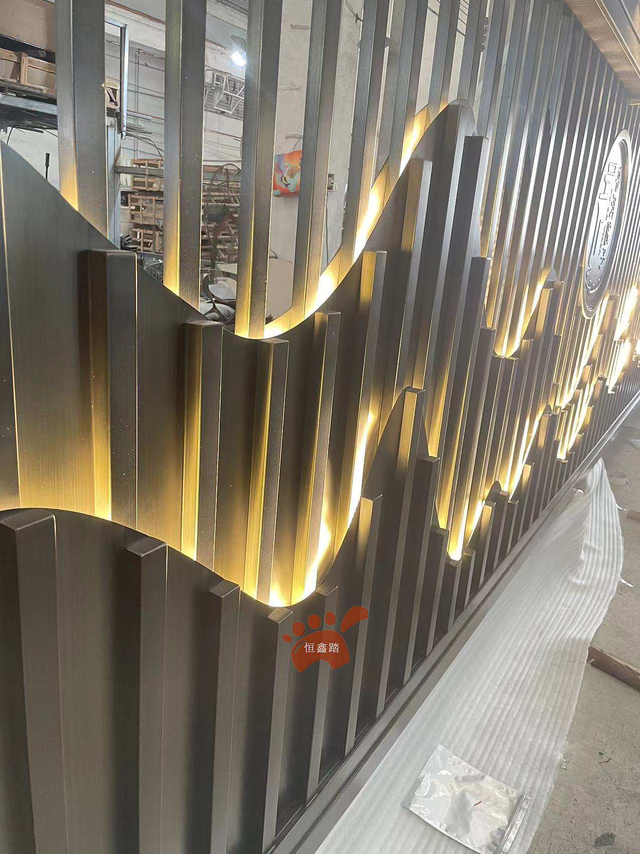 园林景墙不锈钢假山背景屏风 新中式艺术景墙