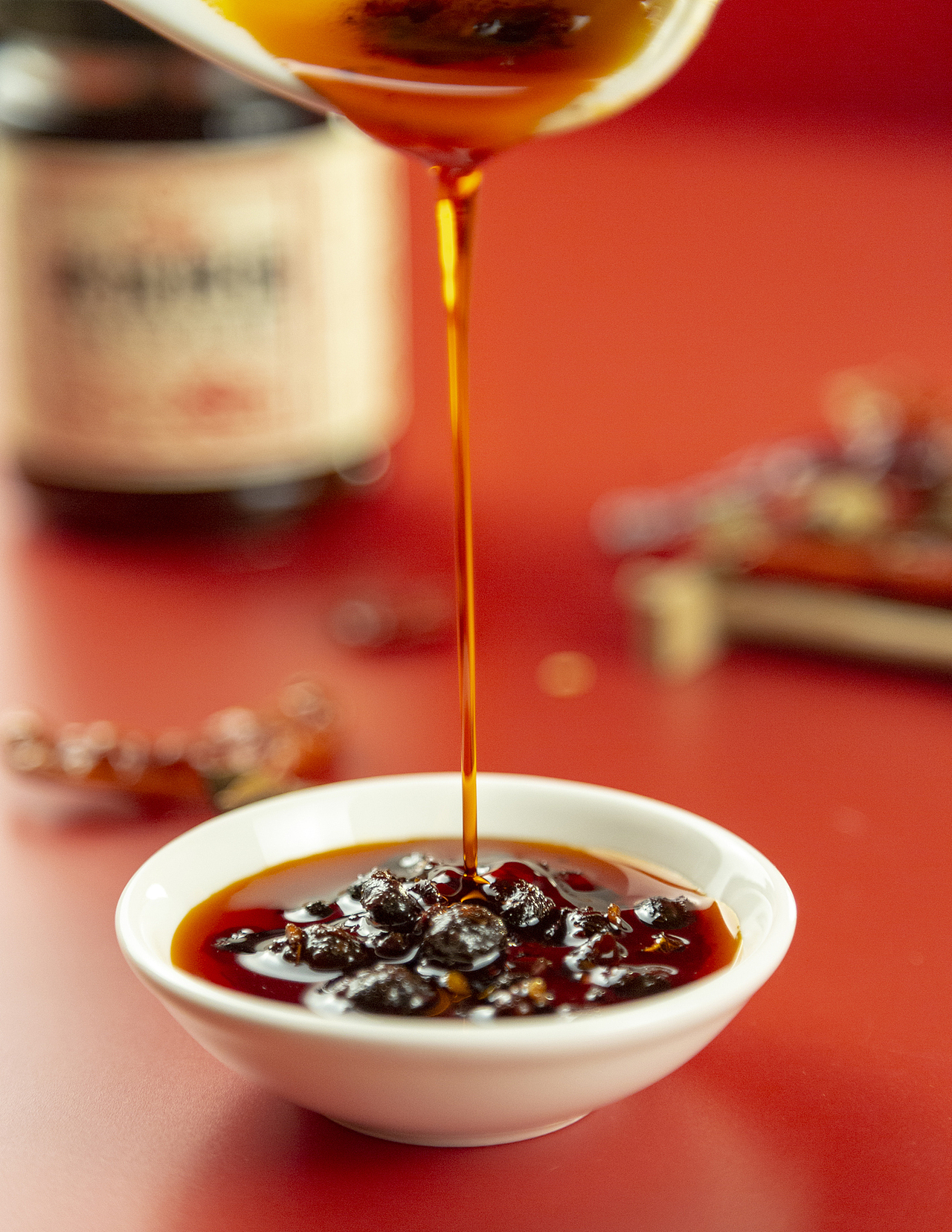 伞塔调味料-油辣子-蘸料-拌菜-豆豉牛肉酱×火麒麟创意