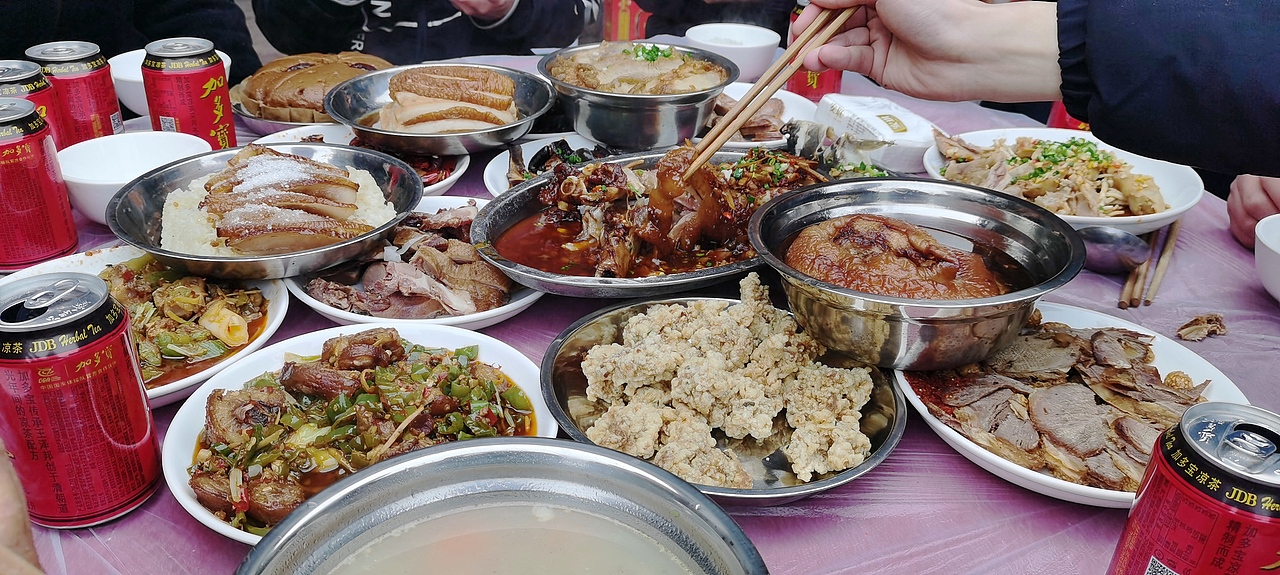 年夜饭已经很卷了（图ZMzI4Mjk4MTE2） - 美食摄影 - 站酷设计师pigtruman原创素材 - 站酷ZCOOL