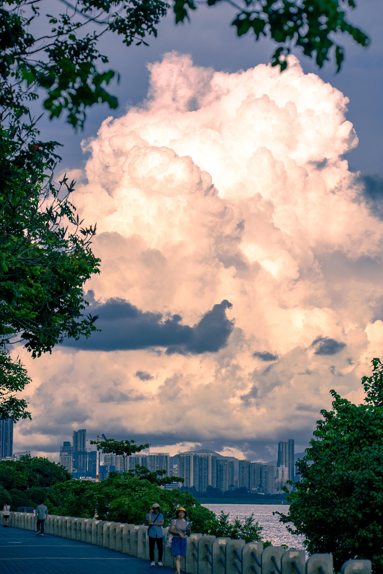 云是自由的，希望你也是。（图ZMzQ0OTczMzM2） - 风光摄影 - 站酷设计师Linus_Li原创素材 - 站酷ZCOOL