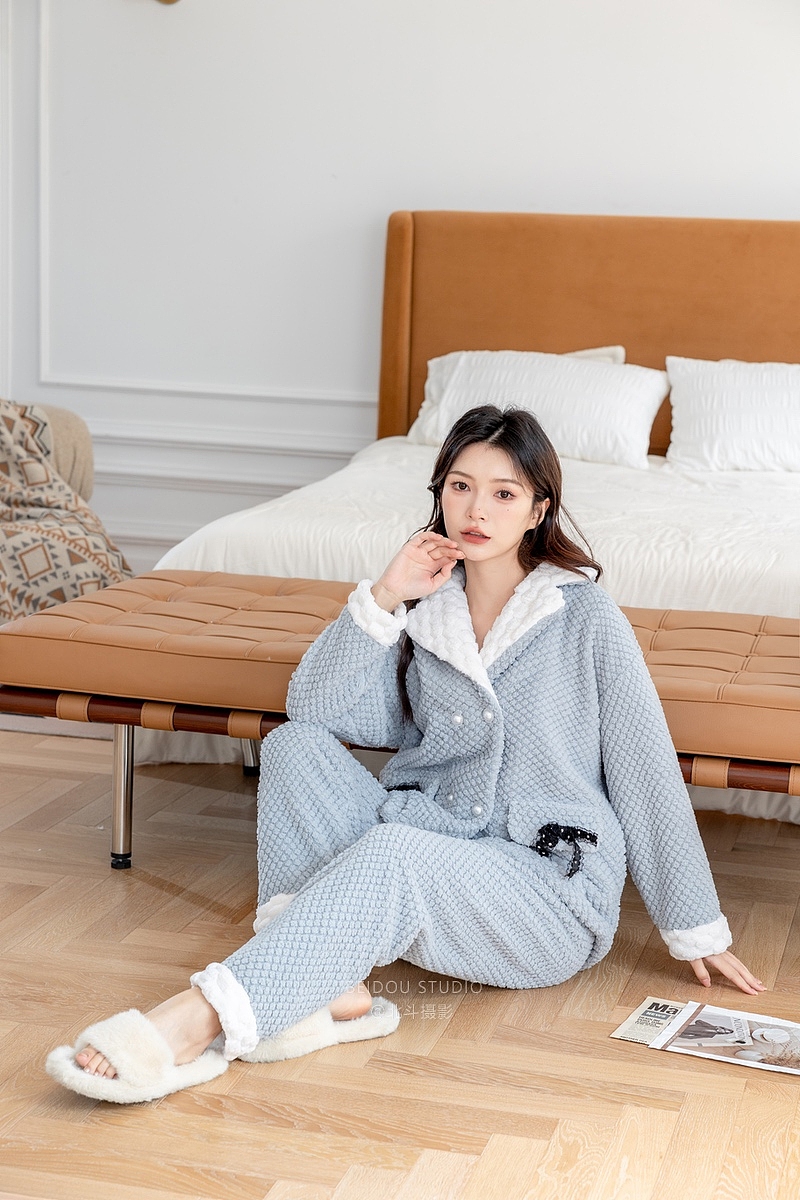 模特班班 睡衣拍照 居家服拍摄