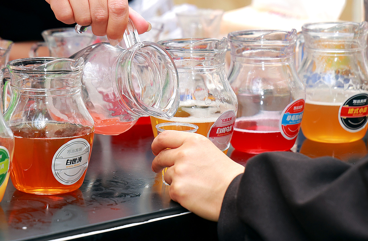 万瀛龙啤 | 生肖啤酒 DRAGON BEER