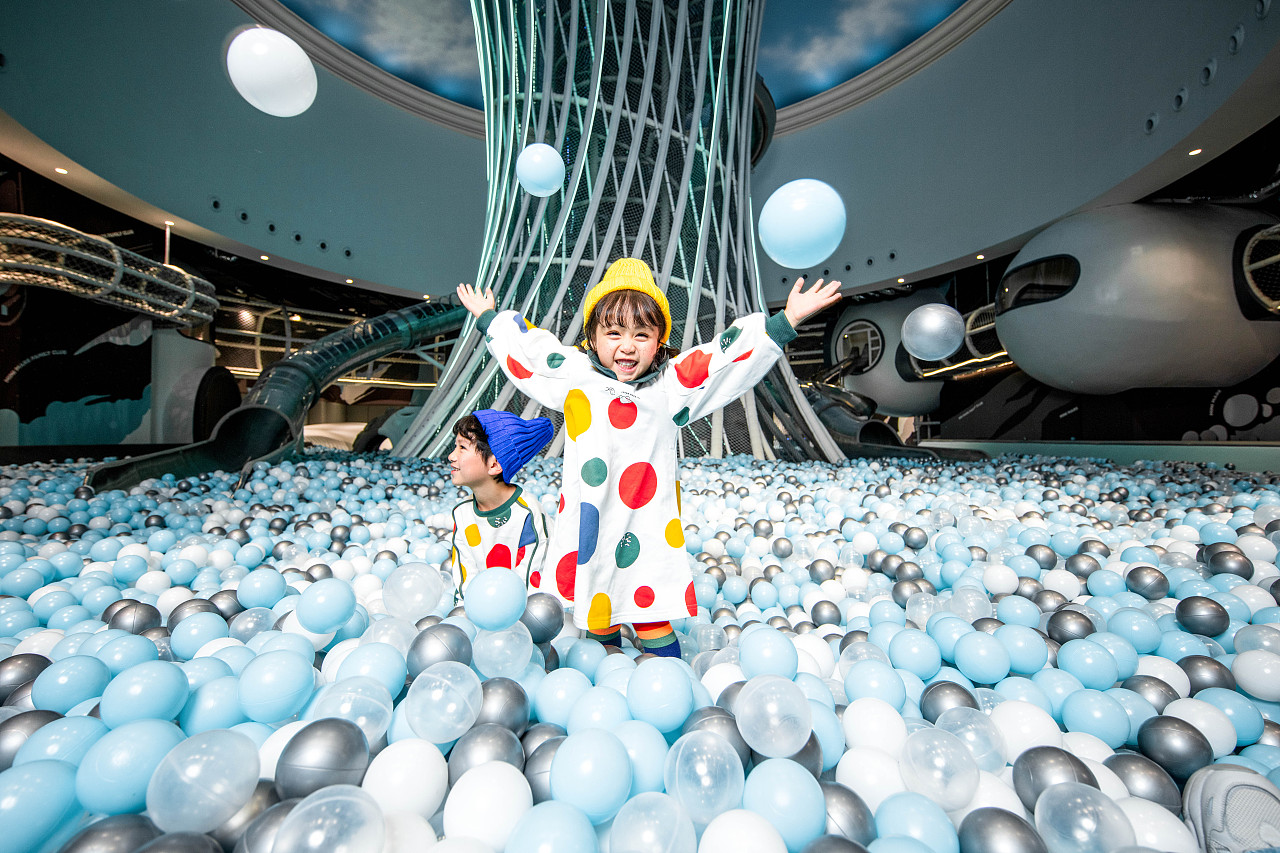 原创 | MINIMARS亲子家庭乐园 超时空赛博朋克儿童乐园