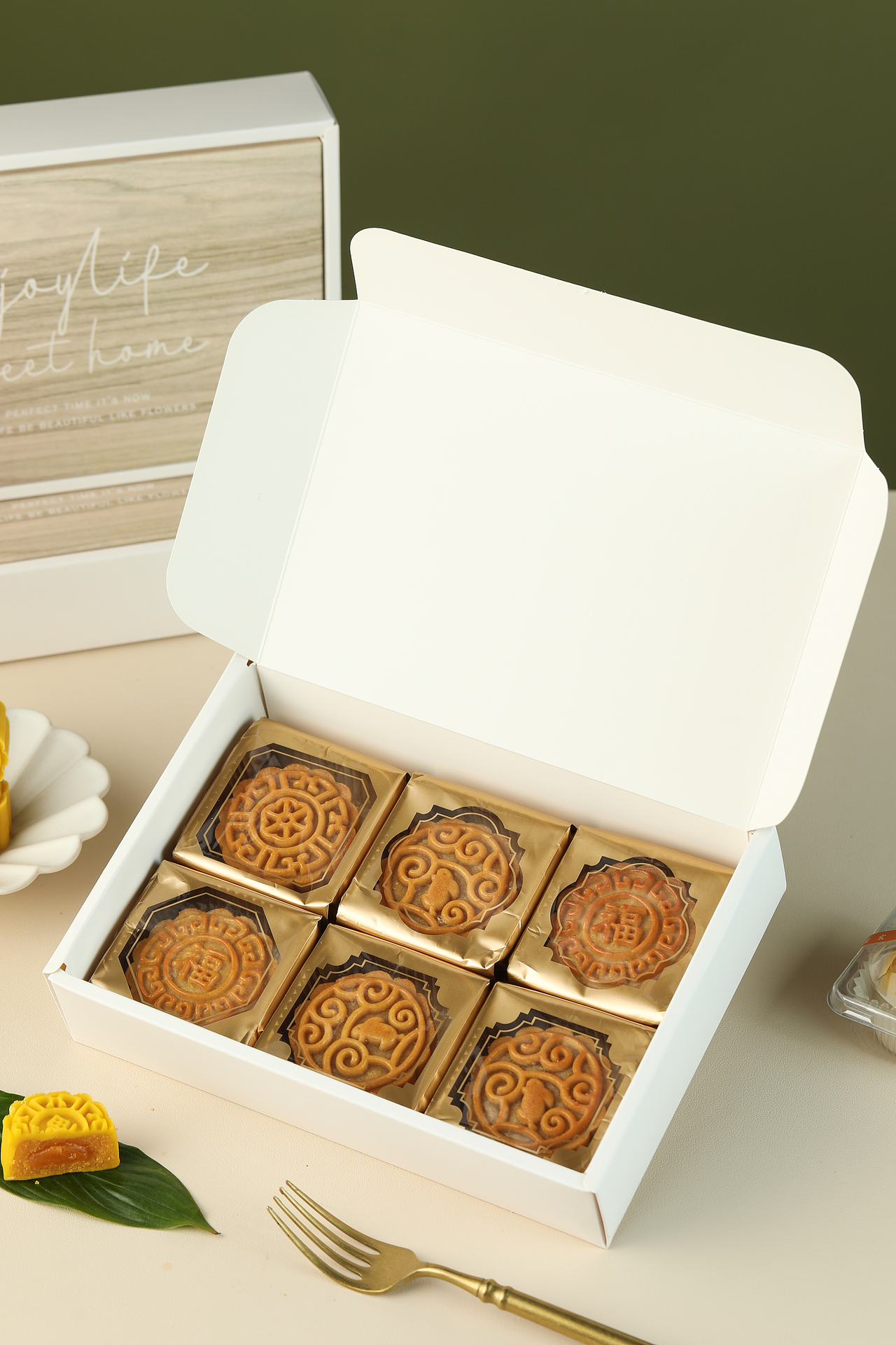 “中秋月饼礼盒~”