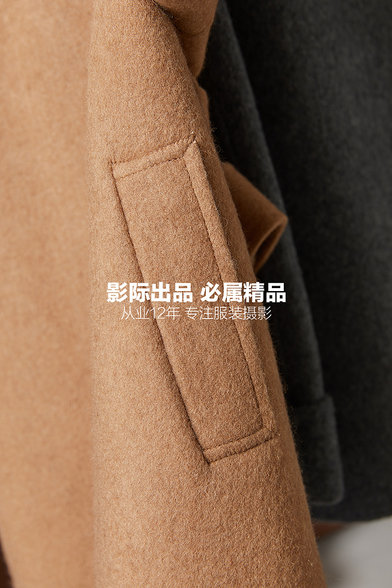 咖啡底的妮子大衣衫#场景创意拍#平铺挂拍（图ZMzIyNzQzNTI4） - 产品摄影 - 站酷设计师童装服装电商摄影原创素材 - 站酷ZCOOL