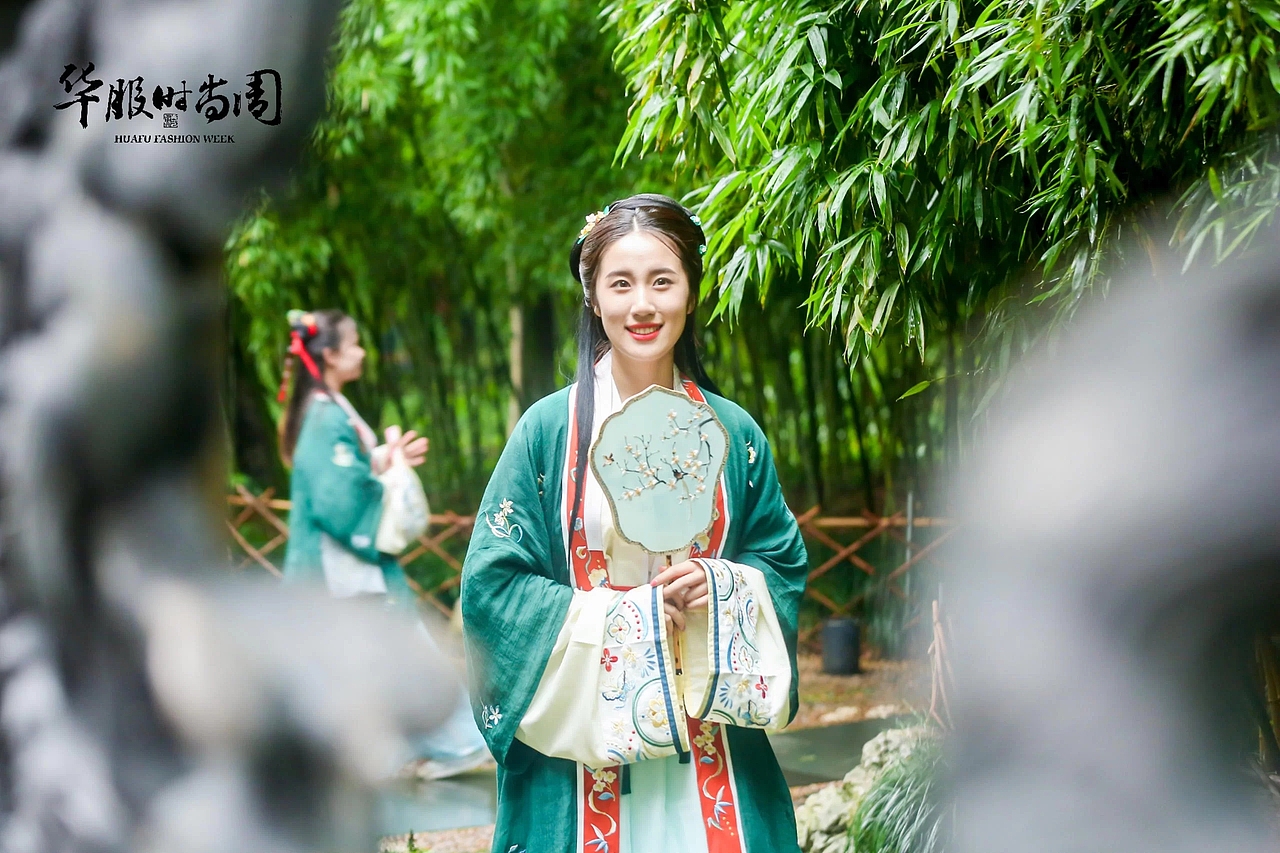 2020杭州湖滨银泰华服时尚周