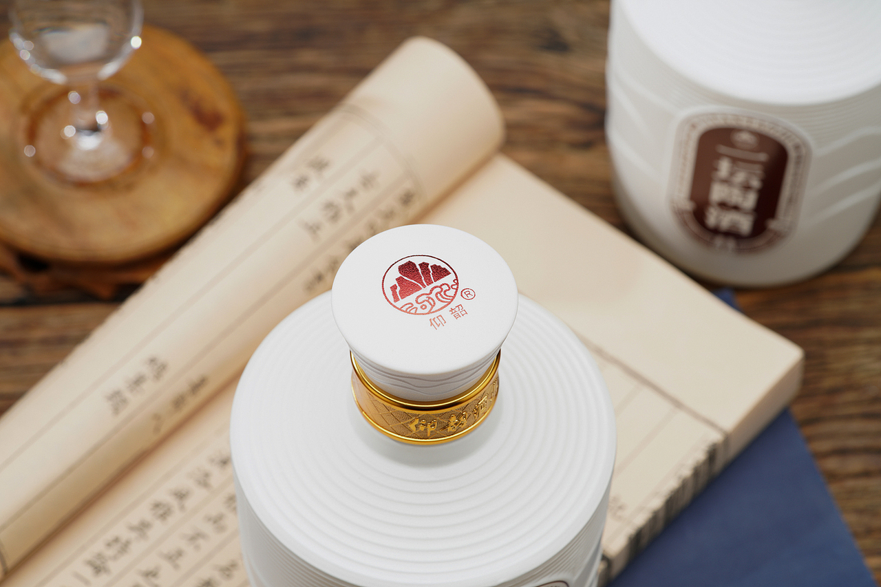 【一坛陶酒】白酒拍摄案例分享——仰韶彩陶坊_请叫我石劲拍站酷ZCOOL