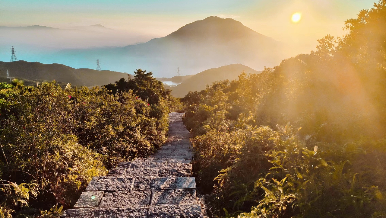 深圳盐田梅沙尖山顶美爆了