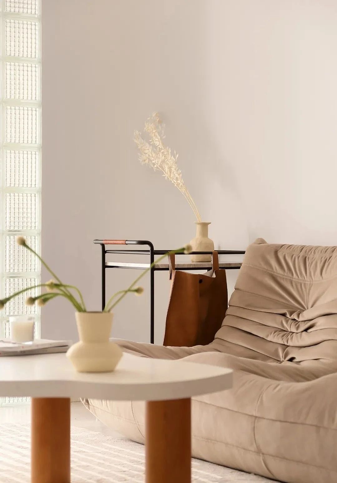 淡雅柔和的奶油色，打造108m²高级气质之家