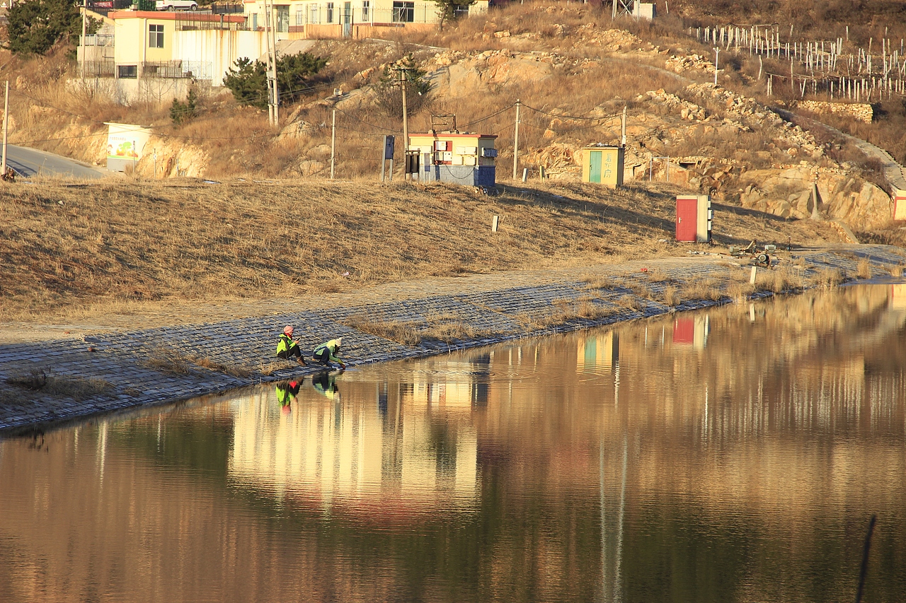 茶山水库风雪后