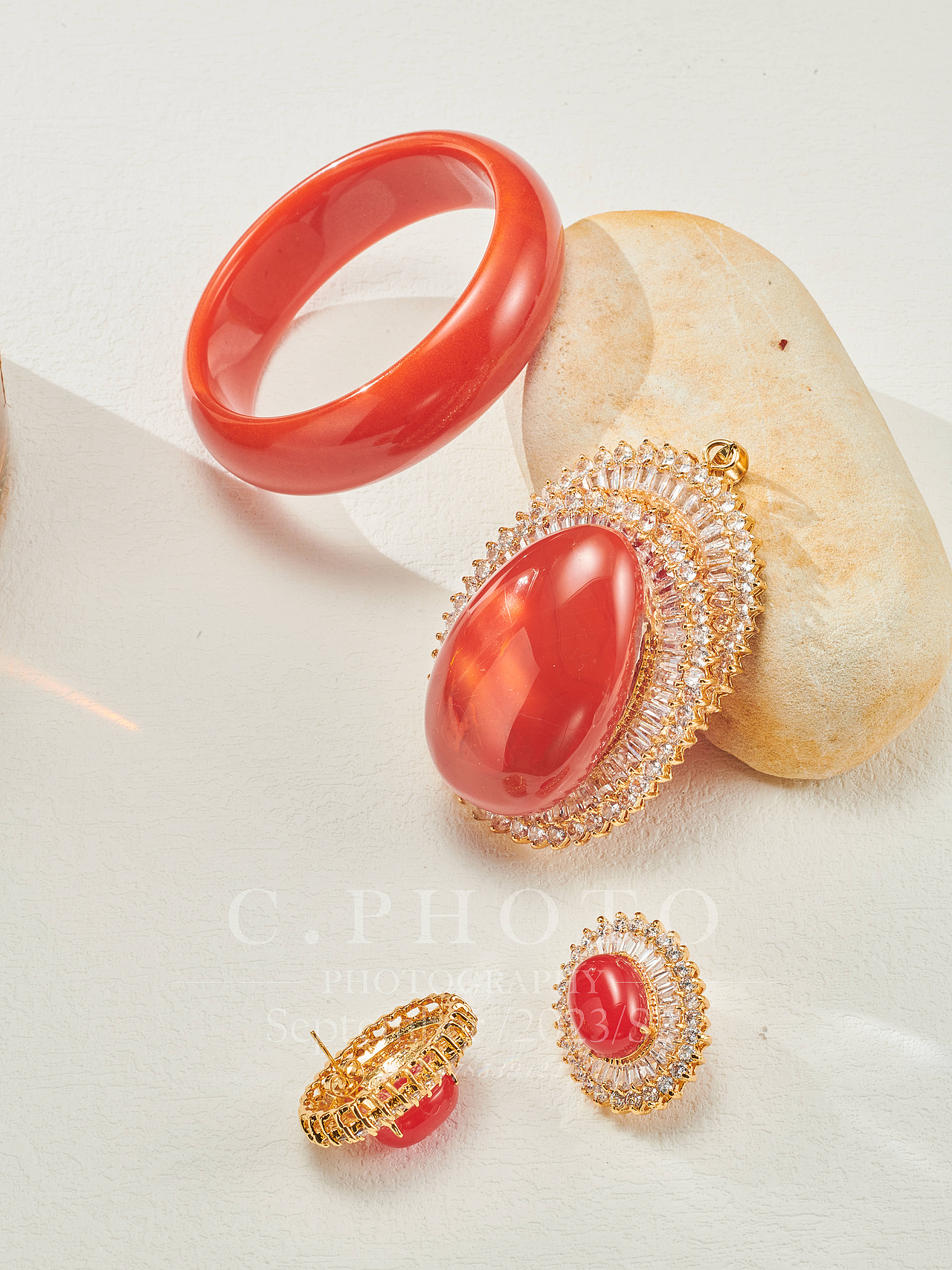 珠宝摄影珠宝首饰深圳产品摄影深圳珠宝摄影商业摄影（图ZMzQ5OTYyNDk2） - 产品摄影 - 站酷设计师Cphoto商业摄影师原创素材 - 站酷ZCOOL