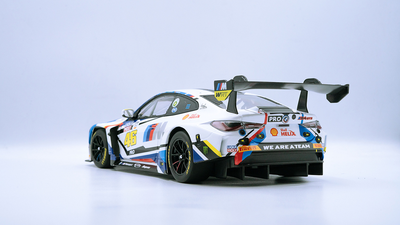 BMW M4 GT3 MINICHAMPS 1:18