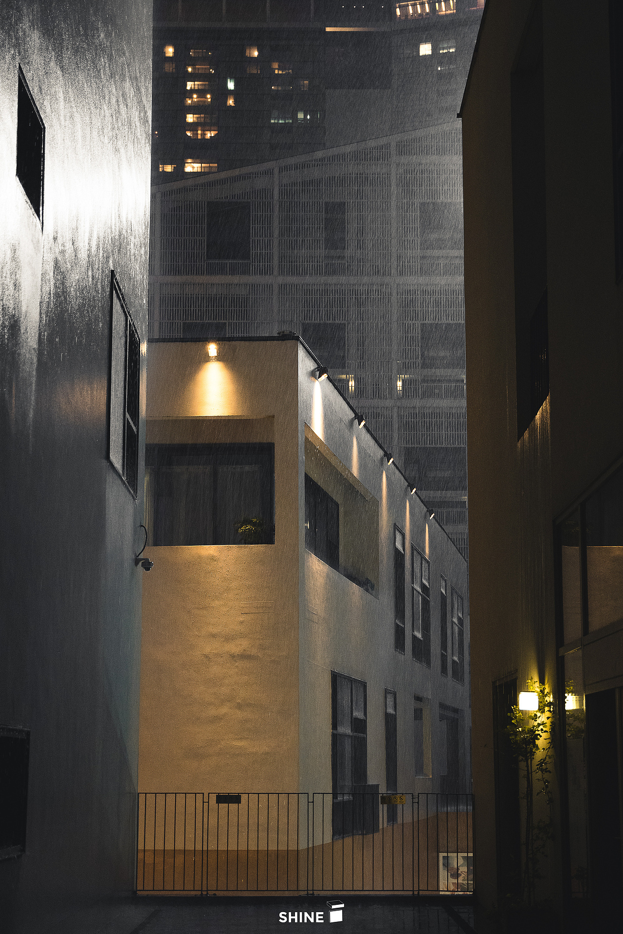 【雨夜】深业上城 | May 2021（图ZMzA3OTU1MzU2） - 环境/建筑摄影 - 站酷设计师唐光泽原创素材 - 站酷ZCOOL