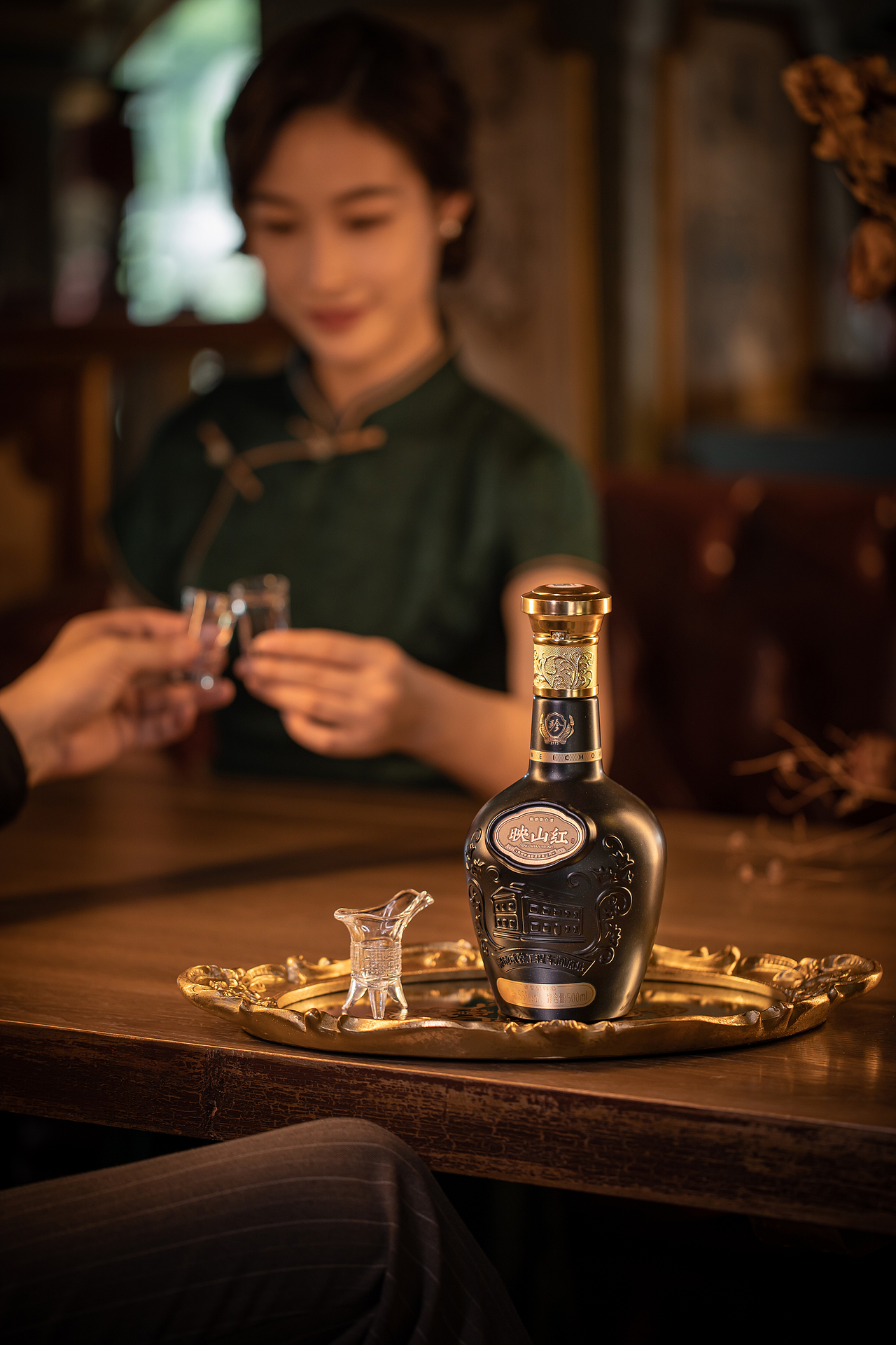白酒拍摄-产品拍摄-重逢-映山红